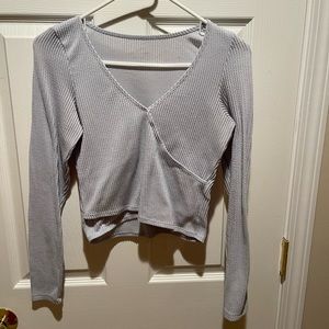 Hollister Long sleeve Crop top with cross V neck size M